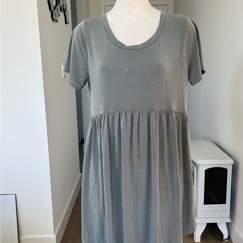 JODIFL Sage Green Relaxed Short Sleeve Tunic